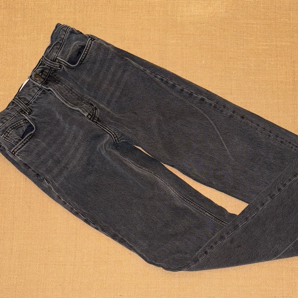 EUC Reformation Cynthia high rise straight leg jeans.